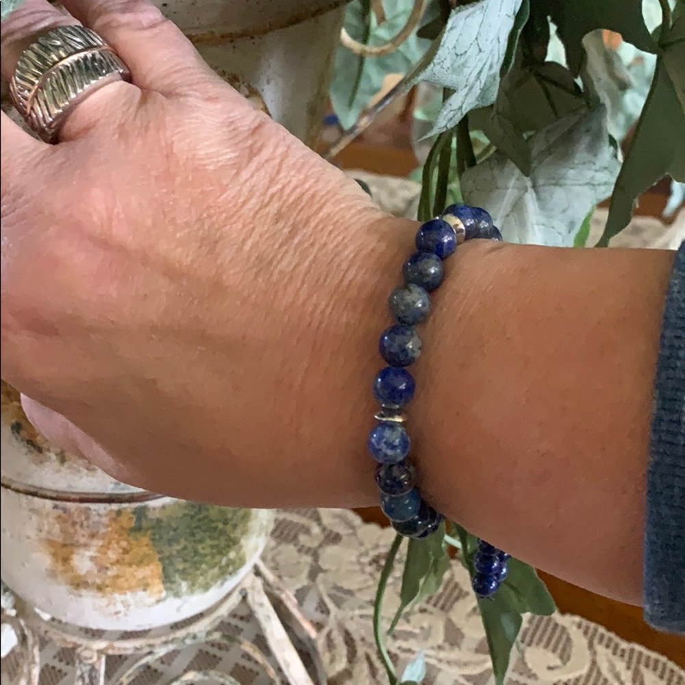 Lapis Lazuli stretch bracelet. Protection stone - Picture 5 of 7